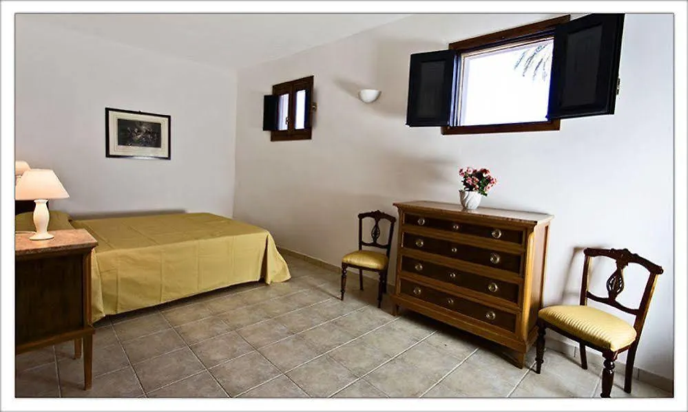 Agriturismo Casa Vacanze Antico Baglio 帕瑟科 农家乐